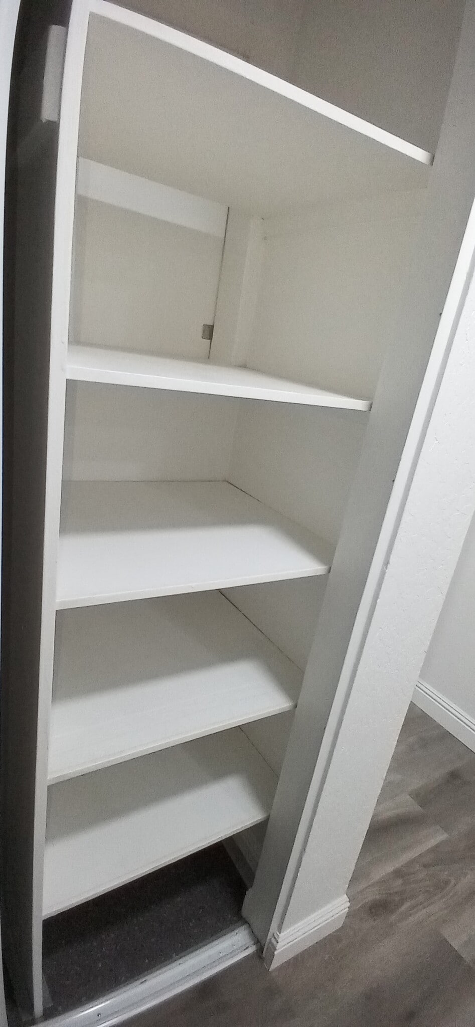 Building Photo - 4162 Hamilton Ave