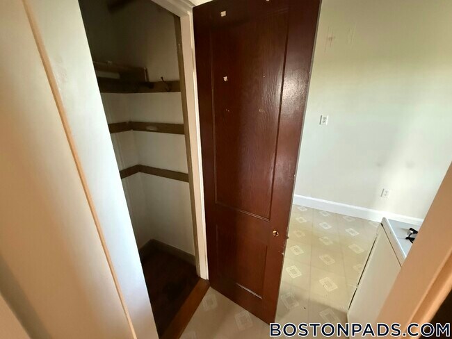 Building Photo - 155 Summer St