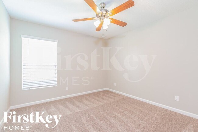 Building Photo - 1950 SW Sylvester Ln