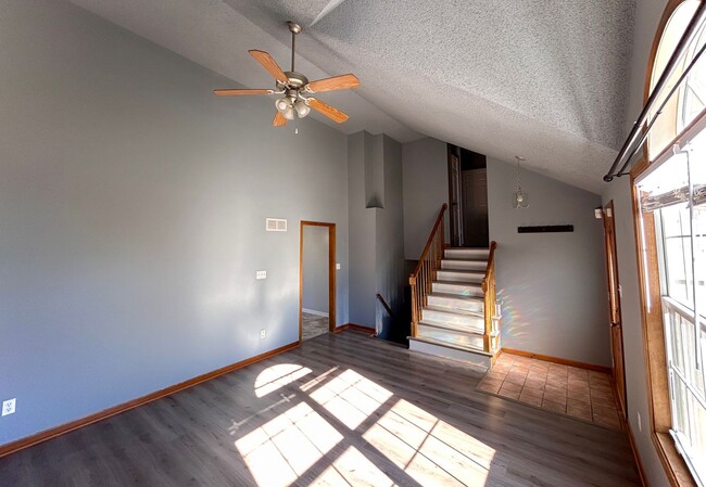 Building Photo - 3bd/2bath Home North of the River!!