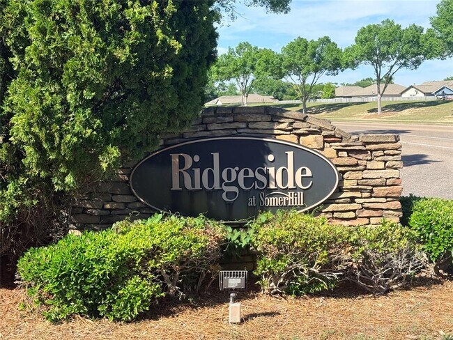 Building Photo - 6108 Ridgeside Boulevard