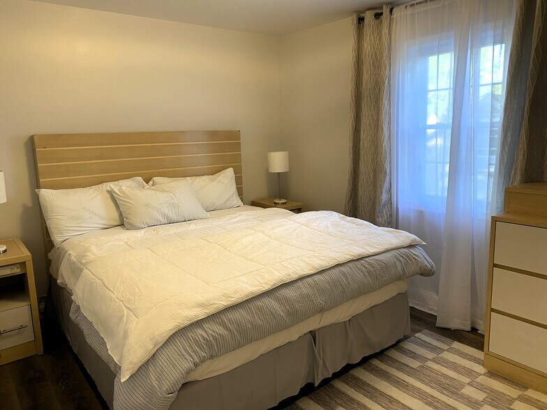 bedroom 3 - 14 Prospect Ave