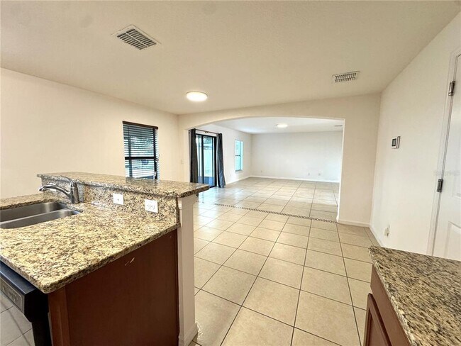 Building Photo - 5673 Elsinore Way