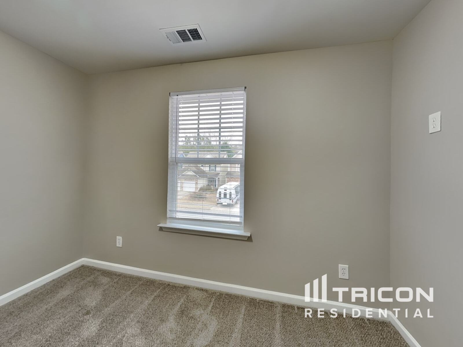 Building Photo - 223 Brookhaven Ct
