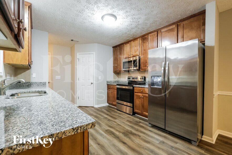Building Photo - 562 Rachel View Ct