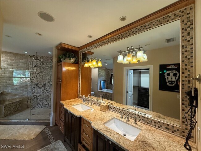 Building Photo - 2347 Coach House Ln