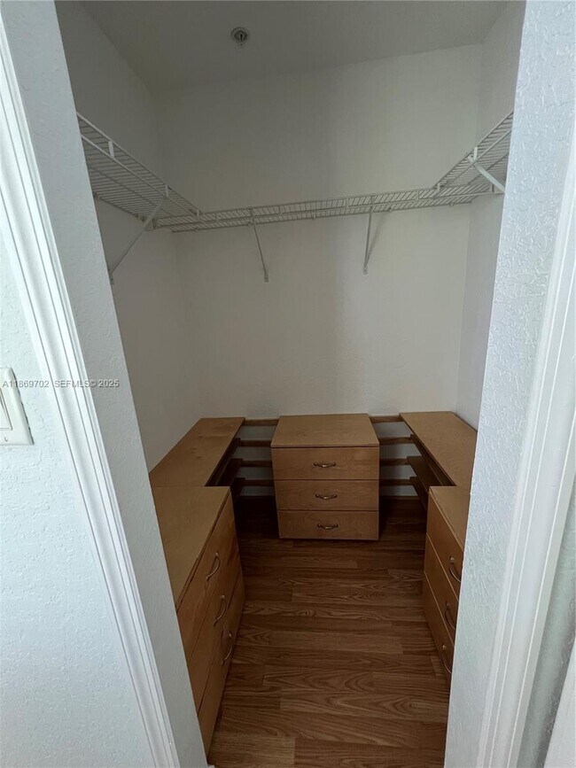 Building Photo - 4455 SW 160th Ave