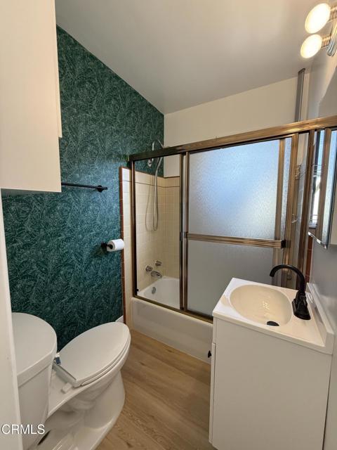 Building Photo - 1033 Bath Ln