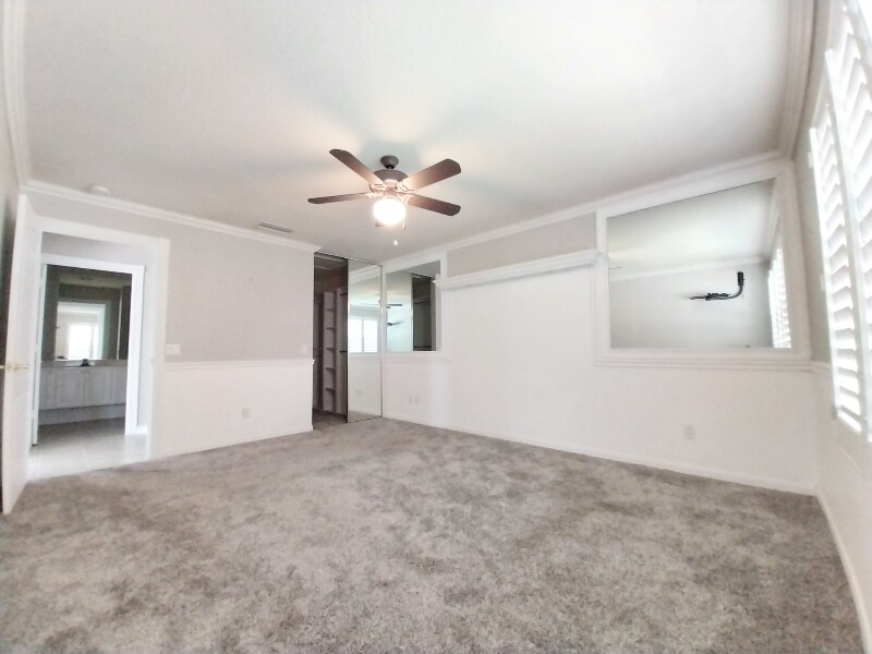 Building Photo - 5674 Eleuthera Way