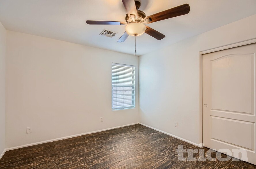 Building Photo - 10343 West Odeum Ln