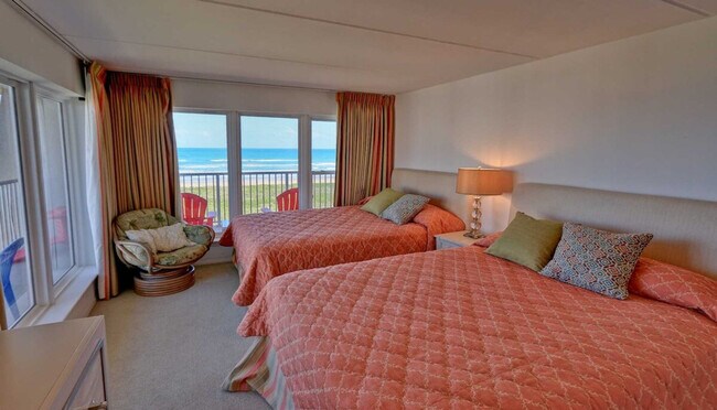 Building Photo - 2216 Gulf Blvd