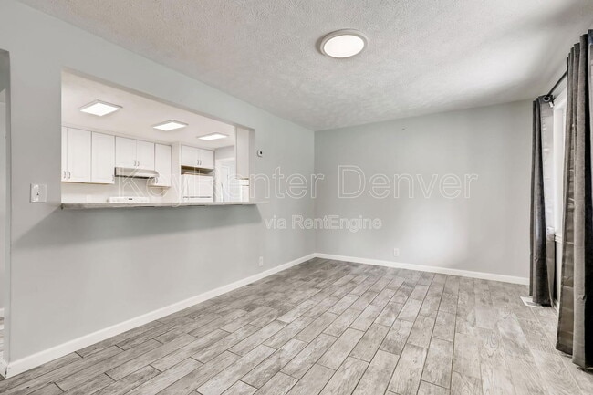 Building Photo - 1733 Iola St