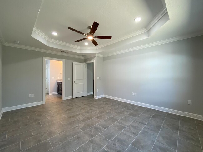 Building Photo - 2789 Riverside Landing Dr