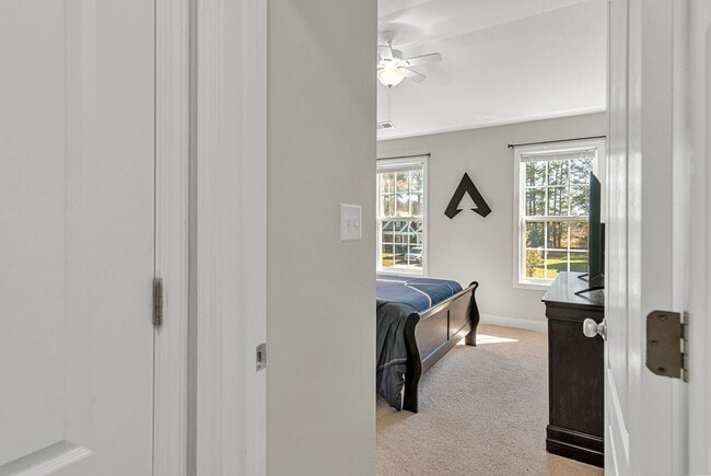 Building Photo - 218 Maidstone Dr