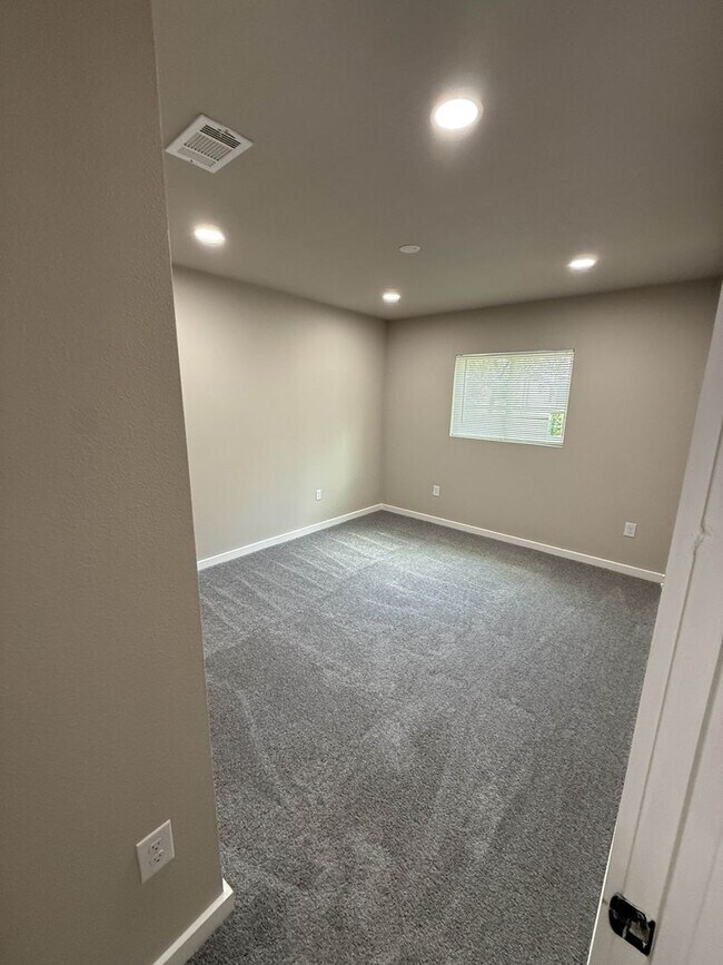 Building Photo - Charming 3-Bedroom Home for Rent in East A...