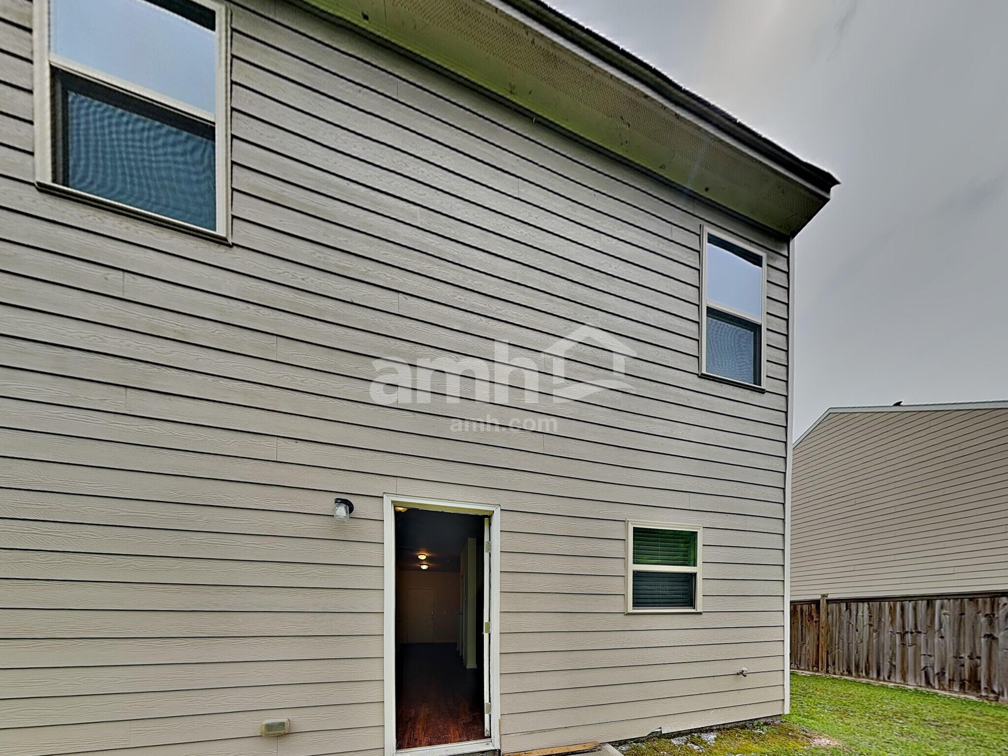 Building Photo - 350 Scotland Dr