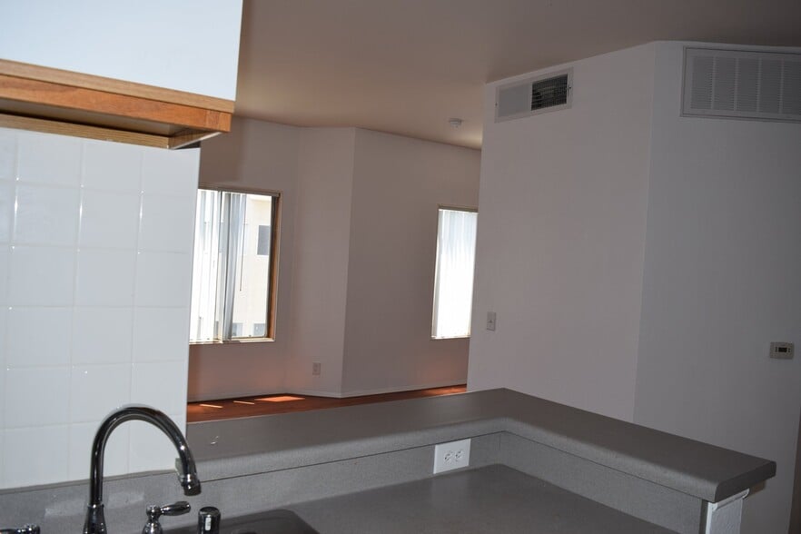 Building Photo - 444 S Occidental Blvd