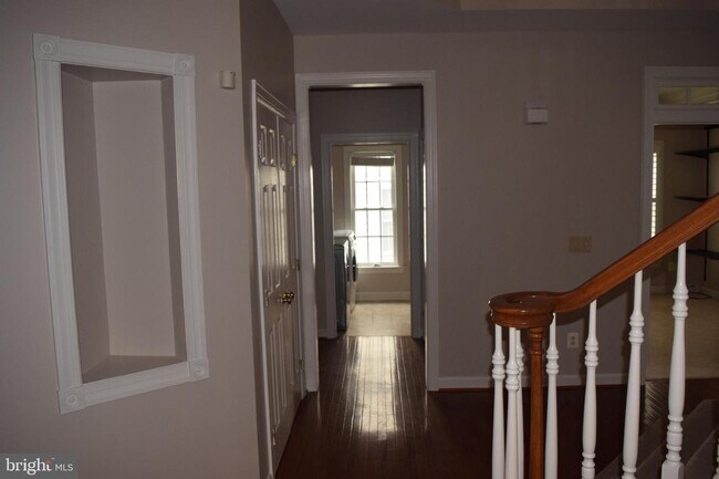 Building Photo - 8315 Kinsley Mill Pl