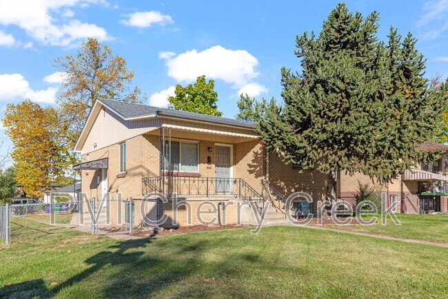 Primary Photo - 2695 S Logan St