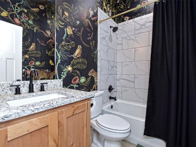 Building Photo - 114 Keomuku