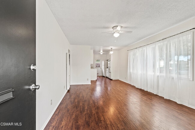 Building Photo - 3341 Porter Ln