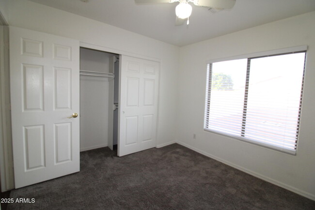 Building Photo - 14334 W Avalon Dr