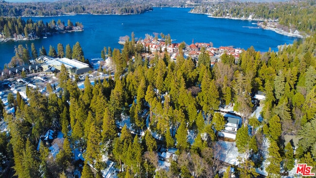 Building Photo - 233 Corona Cir