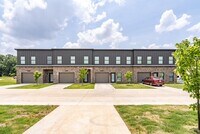 Building Photo - 3407-3425 Brooke Pl