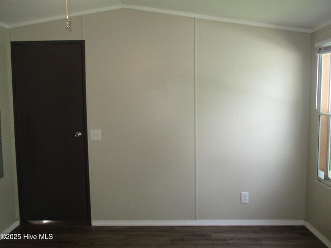 Building Photo - 104 McCausley Rd