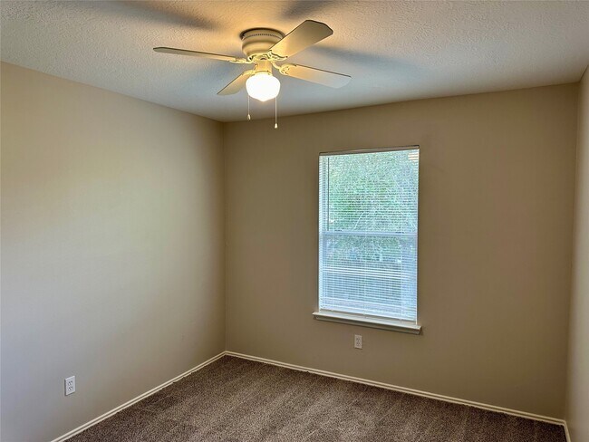 Building Photo - 3607 Liles Ln