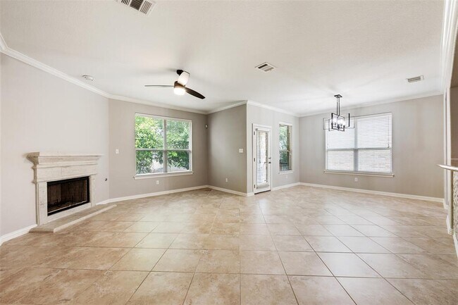 Building Photo - 514 Walsh Hill Trail