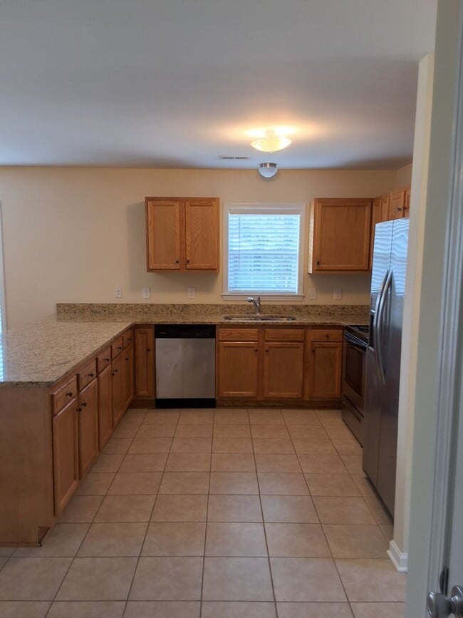 Building Photo - 509 Pine St