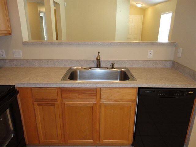 Building Photo - 11912 Mango Groves Blvd