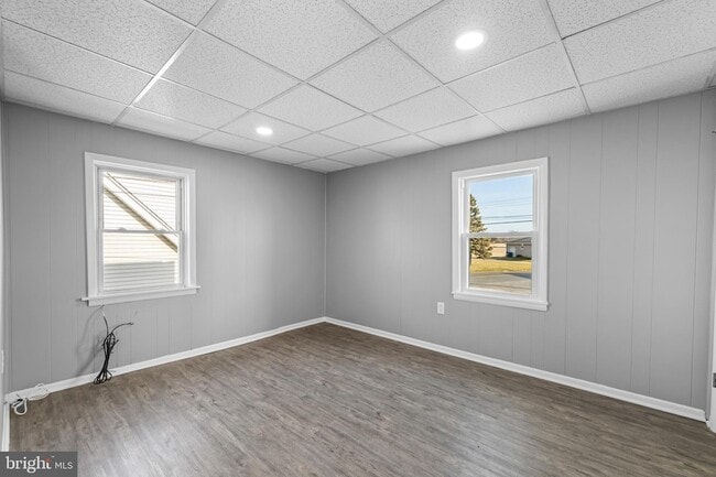 Building Photo - 1480 Seven Valleys Rd