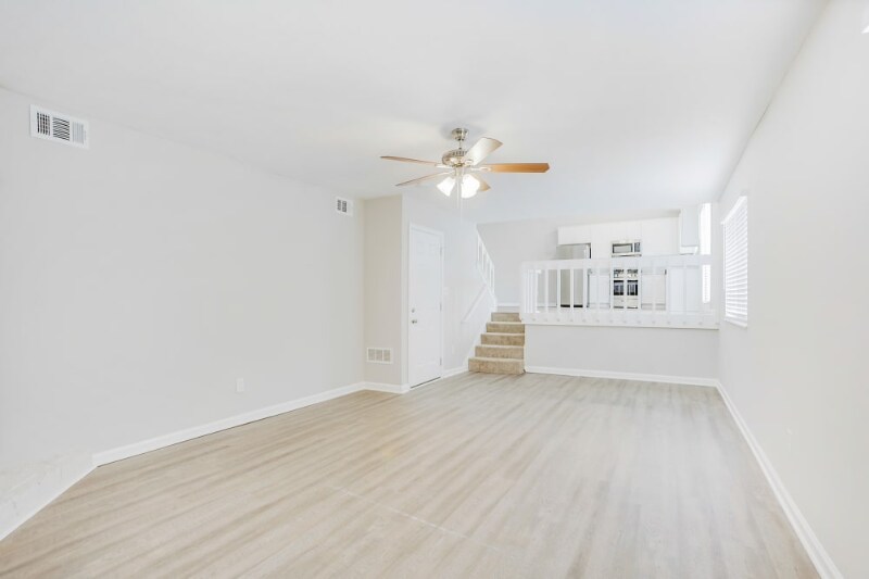 Building Photo - 837 Forest Path