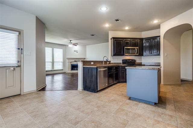 Building Photo - 3129 Buckthorn Ln
