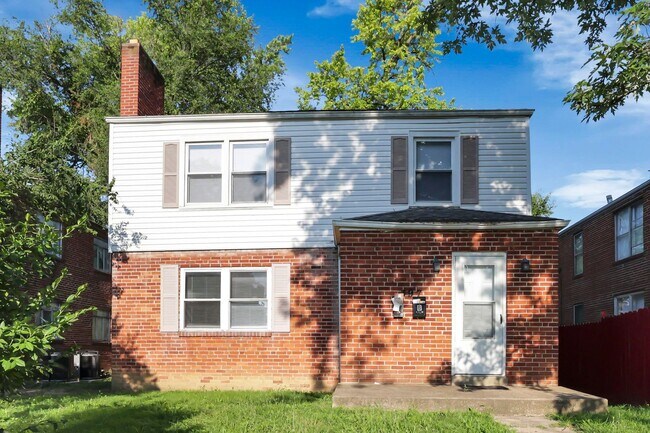 Primary Photo - 397 S Chase Ave