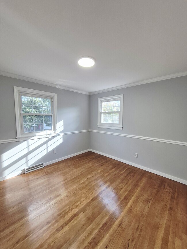 Building Photo - 2402 Fon Du Lac Rd