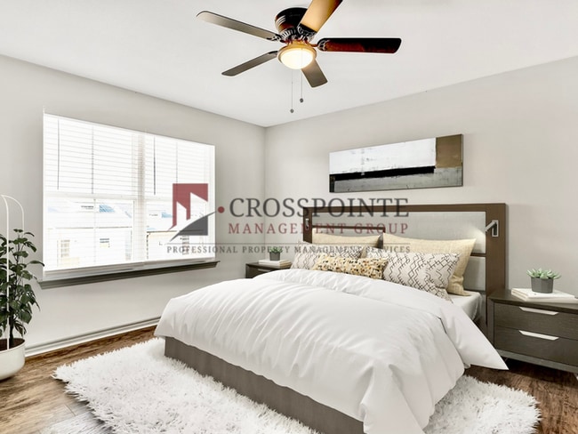 Building Photo - Luxury 3 Bedroom 2.5 Bath Townhome in Bullard, TX!