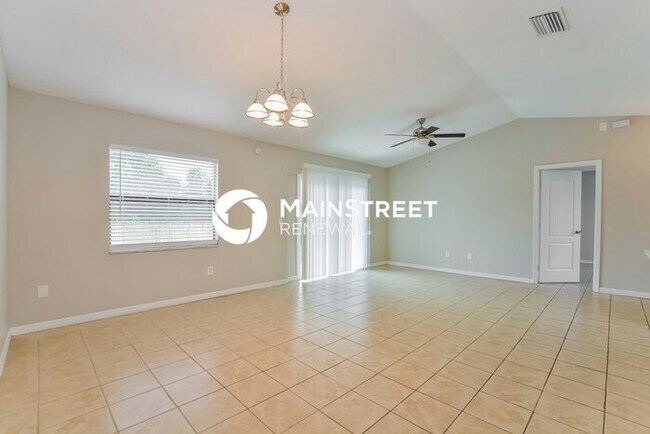 Building Photo - 3 Bedroom Pet-Friendly Home in Deltona, FL with Main Street Renewal