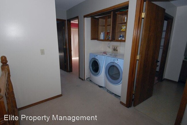 Building Photo - 3 br, 2 bath House - 445 Meramec Way
