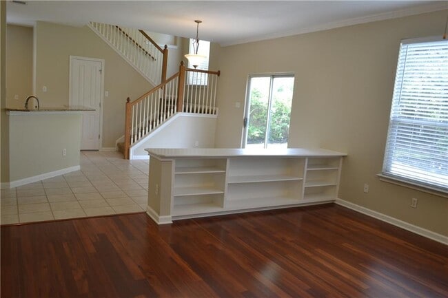 Building Photo - 17305 Montana Falls Dr