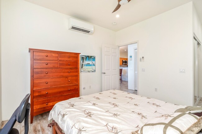 Building Photo - Beautifully Fully Furnished 2 Bed, 2 Bath ...