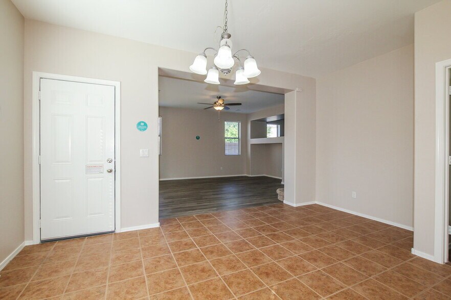 Building Photo - 17378 W Holland Ln