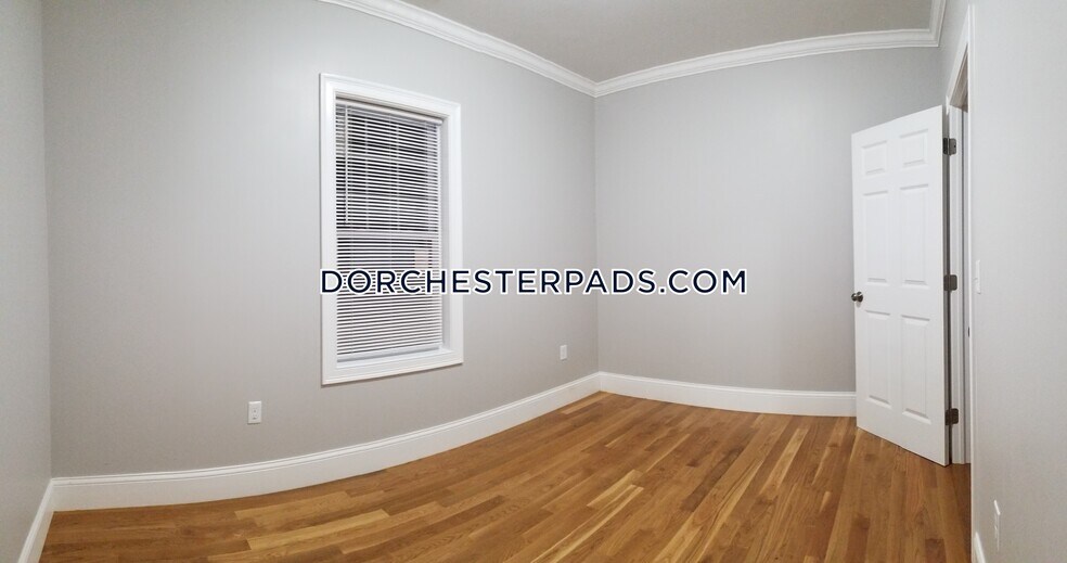 Building Photo - 273 Hancock St