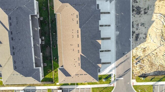 Building Photo - 2645 Olympic Ct