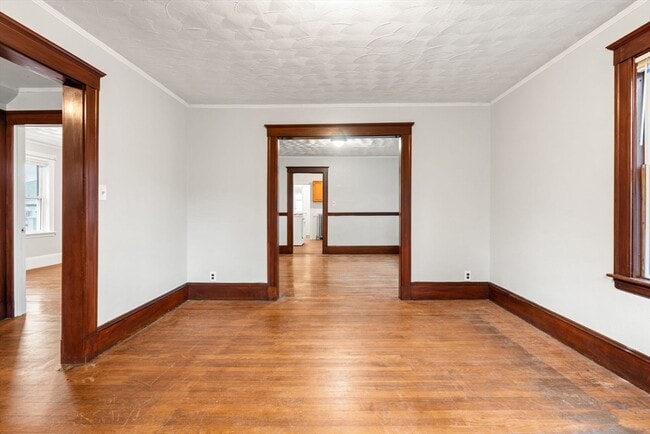 Building Photo - 7 Rockwell St