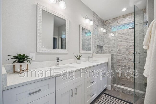 Building Photo - 3703 Tower View Ct