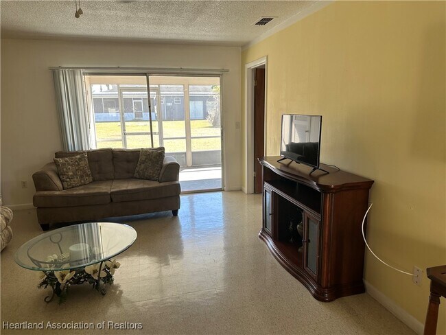 Building Photo - 4717 Leucadendra Dr