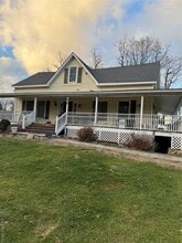 Building Photo - 619 Salt Point Turnpike